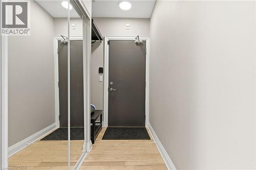 550 North Service Road Unit# 1404, Grimsby, ON - Indoor Photo Showing Other Room