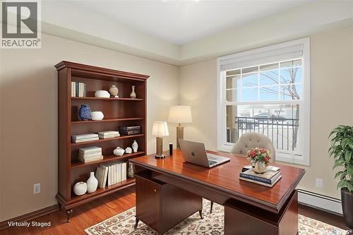 112 130 Phelps Way, Saskatoon, SK - Indoor Photo Showing Office