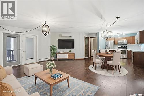 112 130 Phelps Way, Saskatoon, SK - Indoor Photo Showing Living Room