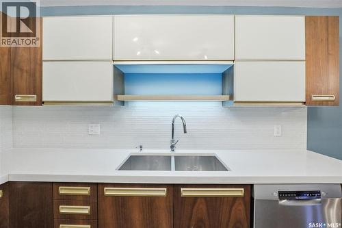 112 130 Phelps Way, Saskatoon, SK - Indoor Photo Showing Kitchen