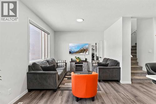 38 Seton Parade Se, Calgary, AB - Indoor Photo Showing Living Room