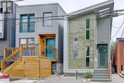 781 CRAVEN ROAD  Toronto, ON M4L 2Z7