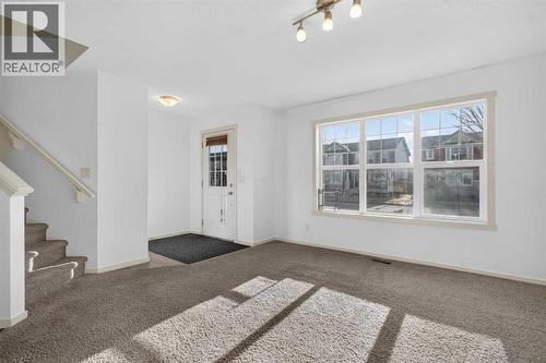 512 Evanston Drive Nw, Calgary, AB - Indoor Photo Showing Other Room