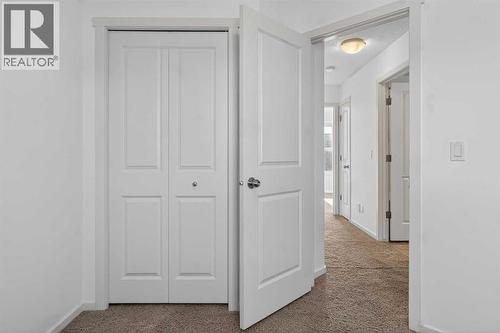 512 Evanston Drive Nw, Calgary, AB - Indoor Photo Showing Other Room
