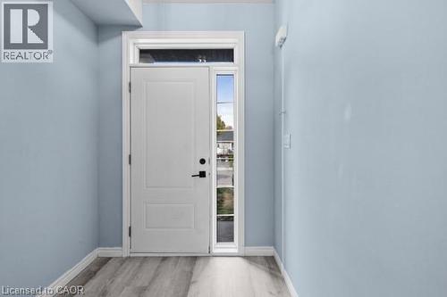 37 Delena Avenue S, Hamilton, ON - Indoor Photo Showing Other Room