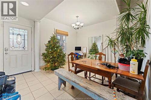 977 Gladstone, Windsor, ON - Indoor Photo Showing Other Room