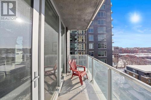 901 - 111 Champagne Avenue S, Ottawa, ON - Outdoor
