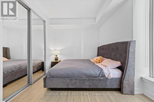 901 - 111 Champagne Avenue S, Ottawa, ON - Indoor Photo Showing Bedroom