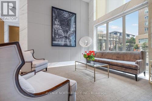 901 - 111 Champagne Avenue S, Ottawa, ON - Indoor