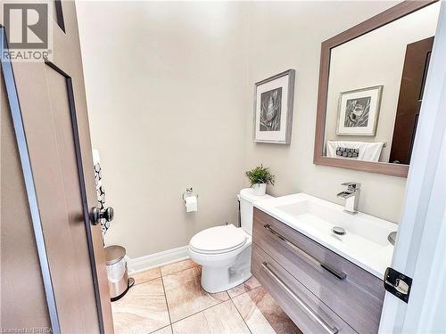 16 Westlake Boulevard, Brantford, ON - Indoor Photo Showing Bathroom