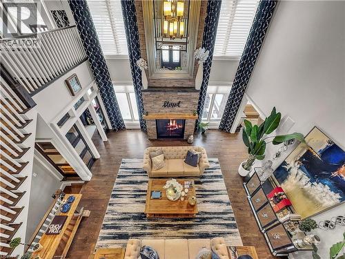 16 Westlake Boulevard, Brantford, ON - Indoor Photo Showing Other Room