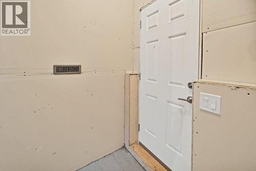 93 Saddlestone Place Ne, Calgary, AB - Indoor Photo Showing Other Room