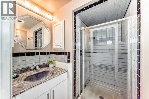 Basement Bathroom - 707 Malvern Drive Ne, Calgary, AB - Indoor Photo Showing Bathroom