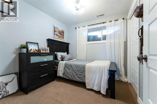21054 A Range Road 264, Cardston, AB - Indoor Photo Showing Bedroom