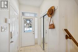 Bright & spacious foyer with direct garage access - 
