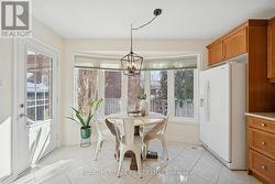 Sunfilled windows in Kitchen overlooking backyard - 