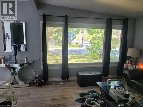 89 Deschene Avenue, Hamilton, ON - Indoor