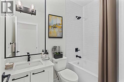 14 Ranchers Meadows, Okotoks, AB - Indoor Photo Showing Bathroom