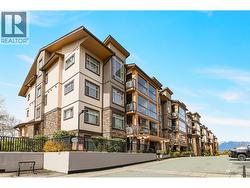 310 12635 190A STREET  Pitt Meadows, BC V3Y 0E8