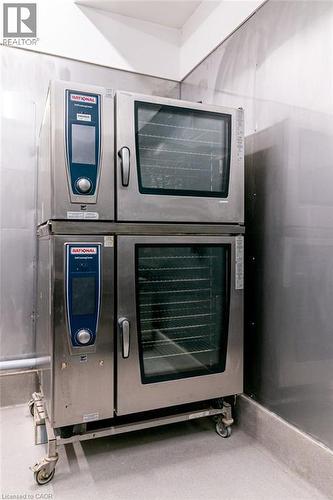 3 Main Street, Hamilton, ON 