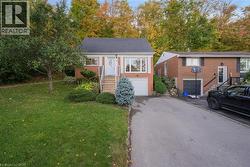 62 BRENTWOOD Drive  Stoney Creek, ON L8G 2W8