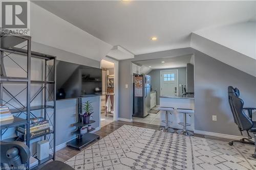 21 Wade Avenue, Brantford, ON - Indoor Photo Showing Other Room