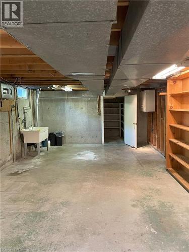 30 Lanscott Place, Hamilton, ON - Indoor