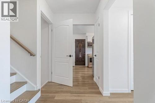 879 Upper Sherman Avenue, Hamilton, ON - Indoor Photo Showing Other Room