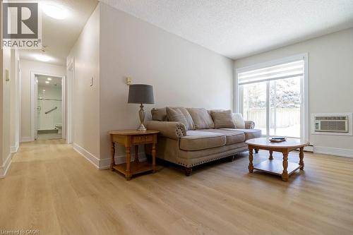 1450 Glen Abbey Gate Unit# 913, Oakville, ON 