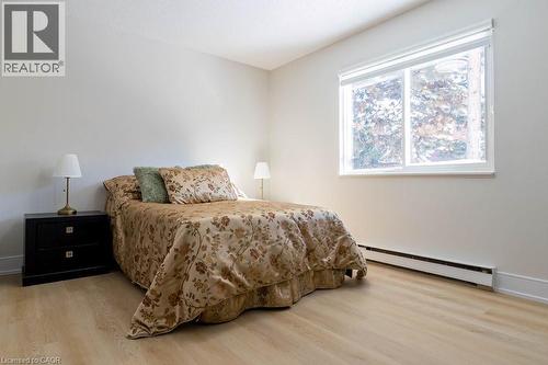 1450 Glen Abbey Gate Unit# 913, Oakville, ON 