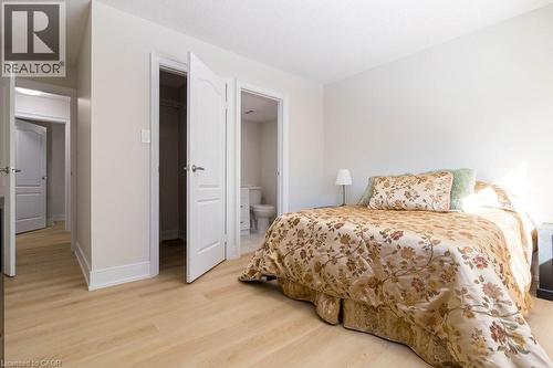 1450 Glen Abbey Gate Unit# 913, Oakville, ON 