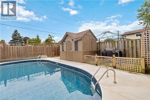 6 Equestrian Court, Brantford, ON - Outdoor With In Ground Pool