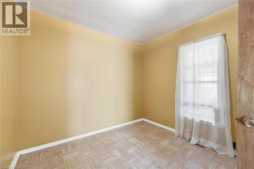 4741 First Avenue, Niagara Falls, ON - Indoor Photo Showing Other Room