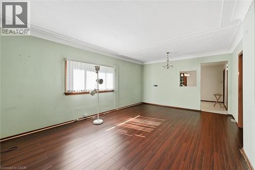 4741 First Avenue, Niagara Falls, ON - Indoor Photo Showing Other Room