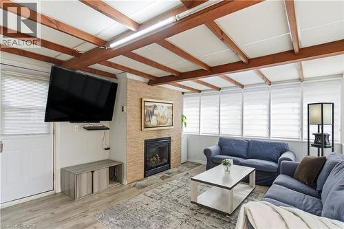 5372 Spruce Avenue, Burlington, ON - Indoor Photo Showing Living Room With Fireplace