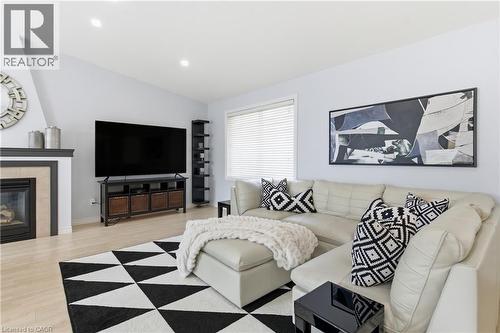 5372 Spruce Avenue, Burlington, ON - Indoor Photo Showing Living Room With Fireplace