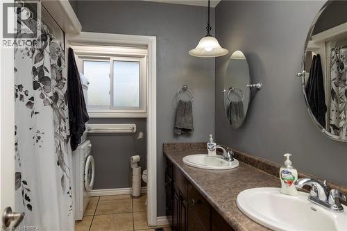 976 Mcdowell Road E, Simcoe, ON - Indoor Photo Showing Bathroom
