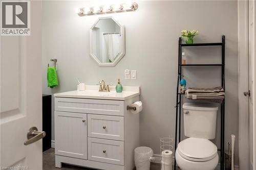 976 Mcdowell Road E, Simcoe, ON - Indoor Photo Showing Bathroom