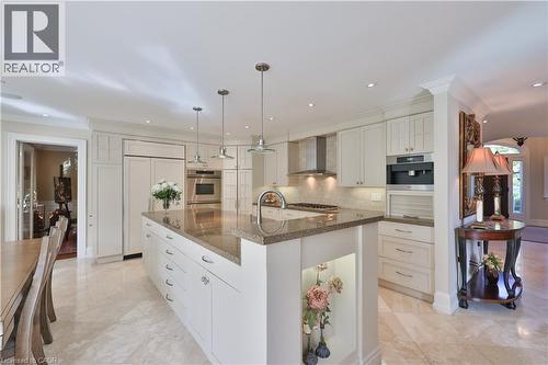 342 Pomona Avenue, Burlington, ON - Indoor Photo Showing Kitchen With Upgraded Kitchen