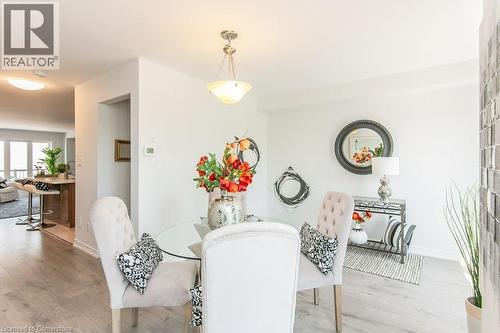 Dining space with light wood-style flooring - 386 Linden Drive, Cambridge, ON - Indoor Photo Showing Dining Room