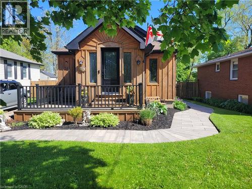 33 ROSEDALE Avenue  St. Catharines, ON L2P 1Y6