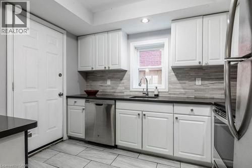 35 Ferrie Street W, Hamilton, ON - Indoor Photo Showing Kitchen