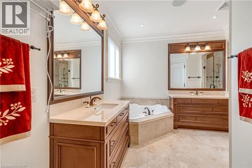 3122 Cedar Springs Road, Burlington, ON - Indoor Photo Showing Bathroom