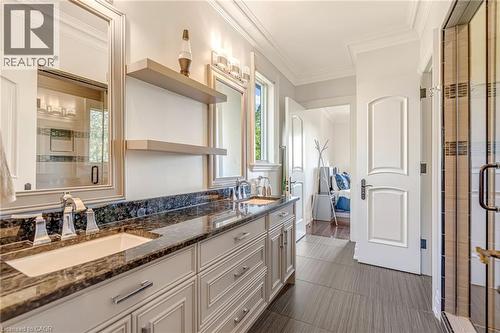 3122 Cedar Springs Road, Burlington, ON - Indoor Photo Showing Bathroom