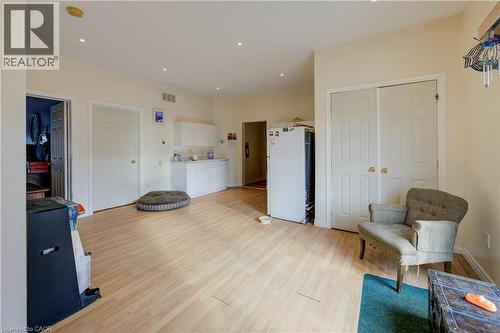 7 Robinson Street S, Grimsby, ON - Indoor