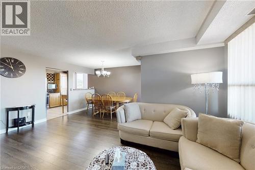 432 Main Street Unit# 1002, Hamilton, ON - Indoor Photo Showing Living Room