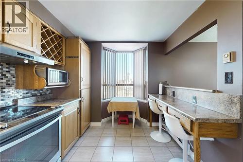 432 Main Street Unit# 1002, Hamilton, ON - Indoor Photo Showing Kitchen