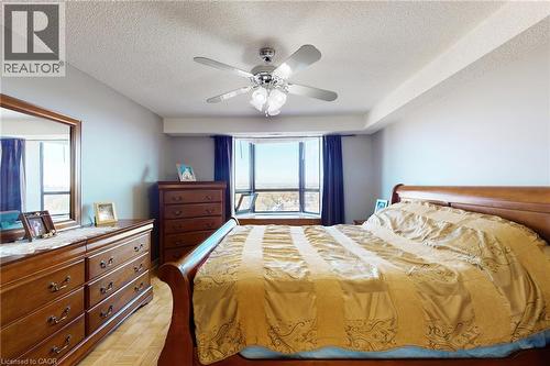432 Main Street Unit# 1002, Hamilton, ON - Indoor Photo Showing Bedroom