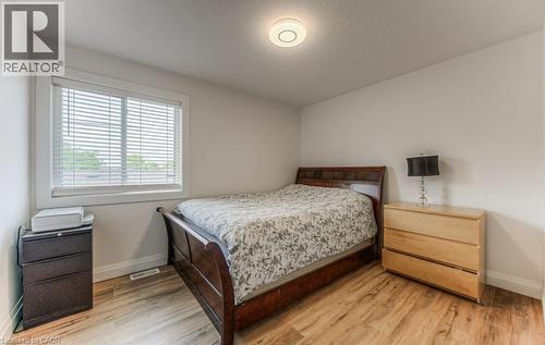 81 Fifth Avenue, Kitchener, ON - Indoor Photo Showing Bedroom