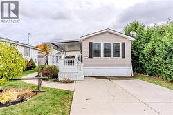 4449 MILBUROUGH Line Unit# 4 Tamarack  Burlington, ON L7P 0C5